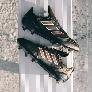 Image post by @soccerdotcom on Instagram