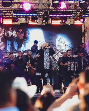 Image post by @elfantasmaoficial on Instagram