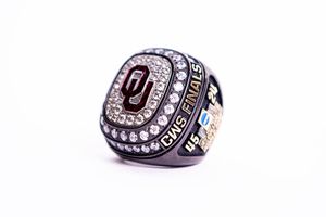 Image post by @OklahomaBaseball on Facebook
