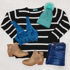 Image post by @shopfillyflair on Instagram