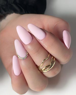 Image post by @jael_jhnails on Instagram