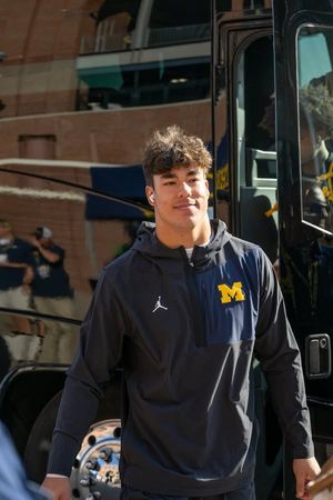 Image post by @michiganfball on Facebook