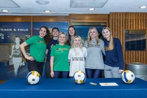 Image post by @NDvolleyball on Twitter