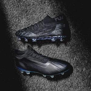 Image post by @soccerdotcom on Instagram