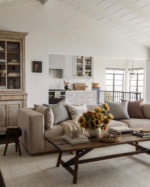 Image post by @shoppeamberinteriors on Instagram