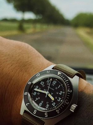 Image post by @marathonwatch on Instagram