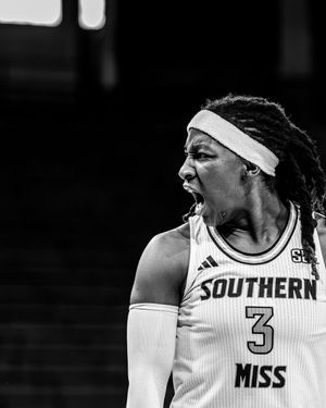 Image post by @petunia.photo on Instagram