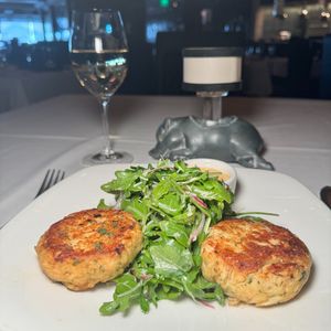 Image post by @mortonssteak on Instagram