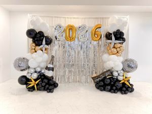 Image post by @partyup_balloons_by_melissa on Instagram