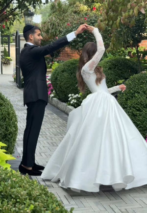 Video post by @anyaweitz on TikTok