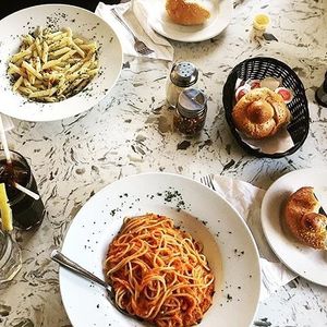 Image post by @cafedip on Instagram