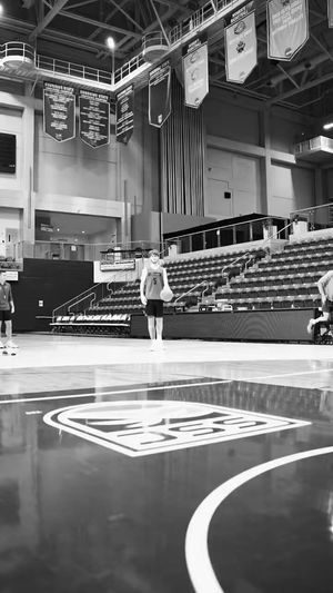Video post by @NSU_MBasketball on Twitter