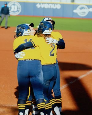 Image post by @b1gsoftball on Instagram