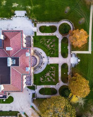 Image post by @newport.mansions on Instagram