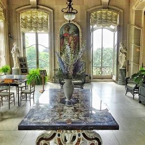 Image post by @newport.mansions on Instagram