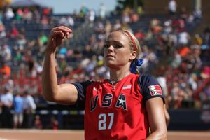 Image post by @usasoftball on Instagram