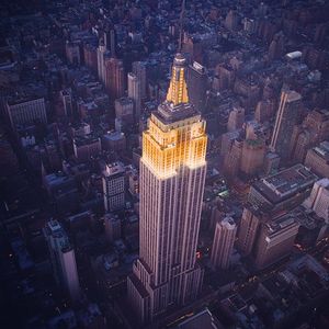 Image post by @empirestatebldg on Instagram