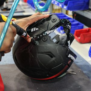 Image post by @riddellsports on Instagram