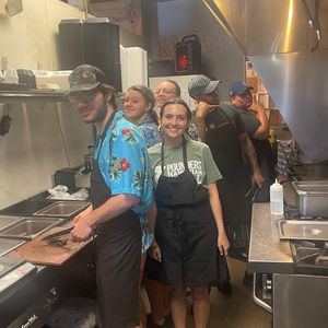 Image post by @poundershawaiiangrill on Instagram