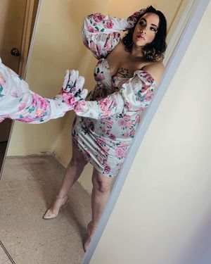 Image post by @loralyee on Instagram