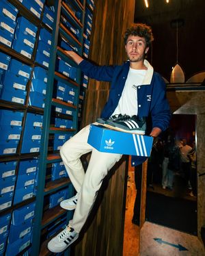 Image post by @juanpazurita on Instagram