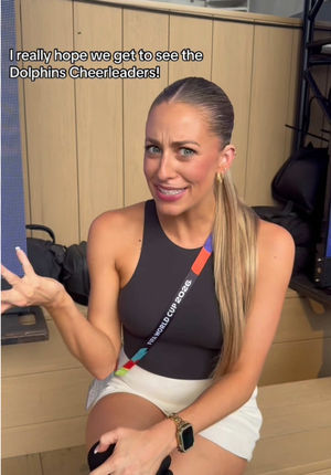 Video post by @dolphinscheer on TikTok
