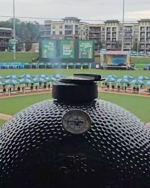 Image post by @biggreenegg on Instagram