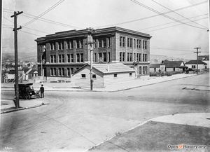 Image post by @opensfhistory on Instagram