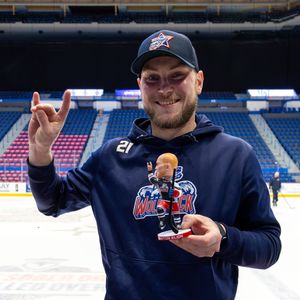 Image post by @HWPHockey on Twitter