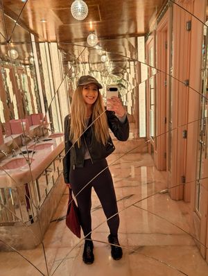 Image post by @samanthajademiller on Instagram