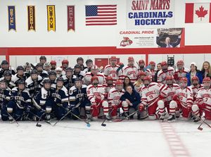 Image post by @smumn_whockey on Instagram
