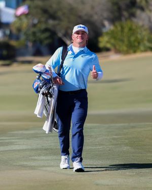 Image post by @gatorsmgolf on Instagram