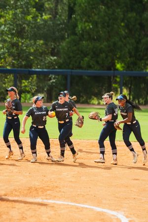 Text post by @SamfordSB on Twitter/X