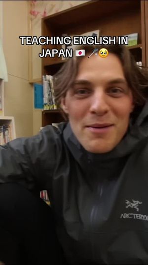 Video post by @pllchaos on TikTok