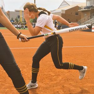 Image post by @mizzousoftball on Instagram