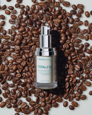 Image post by @colorescience on Instagram