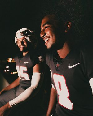 Image post by @shotsbyshanty on Instagram