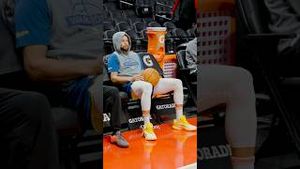 Video post by @stephcurry on YouTube