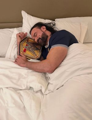 Image post by @thewrestlingclassic on Instagram