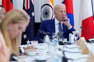 Image post by @Reuters on Twitter