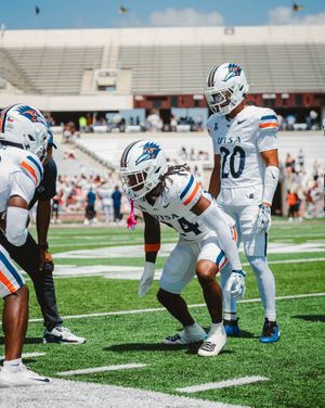 Image post by @utsaftbl on Instagram