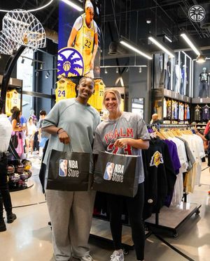 Image post by @la_sparks on Instagram