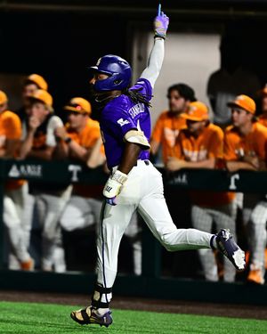 Image post by @lsubaseball on Instagram