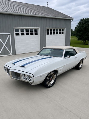 Video post by @barrettjacksontv on TikTok