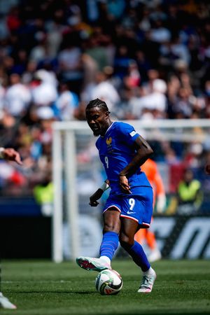 Image post by @equipedefrance on Twitter