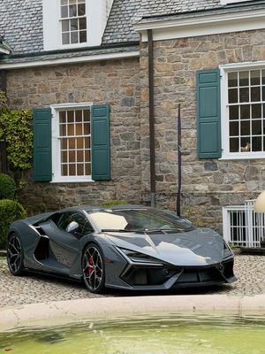 Image post by @lambogreenwich on Instagram