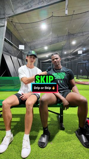 Video post by @sidelineswap on TikTok