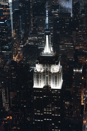 Image post by @EmpireStateBldg on Twitter