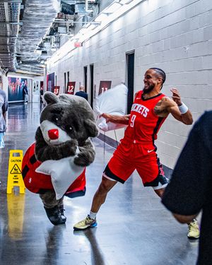 Image post by @rocketsmascotclutch on Instagram