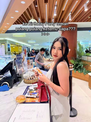 Image post by @nataliamendy on TikTok